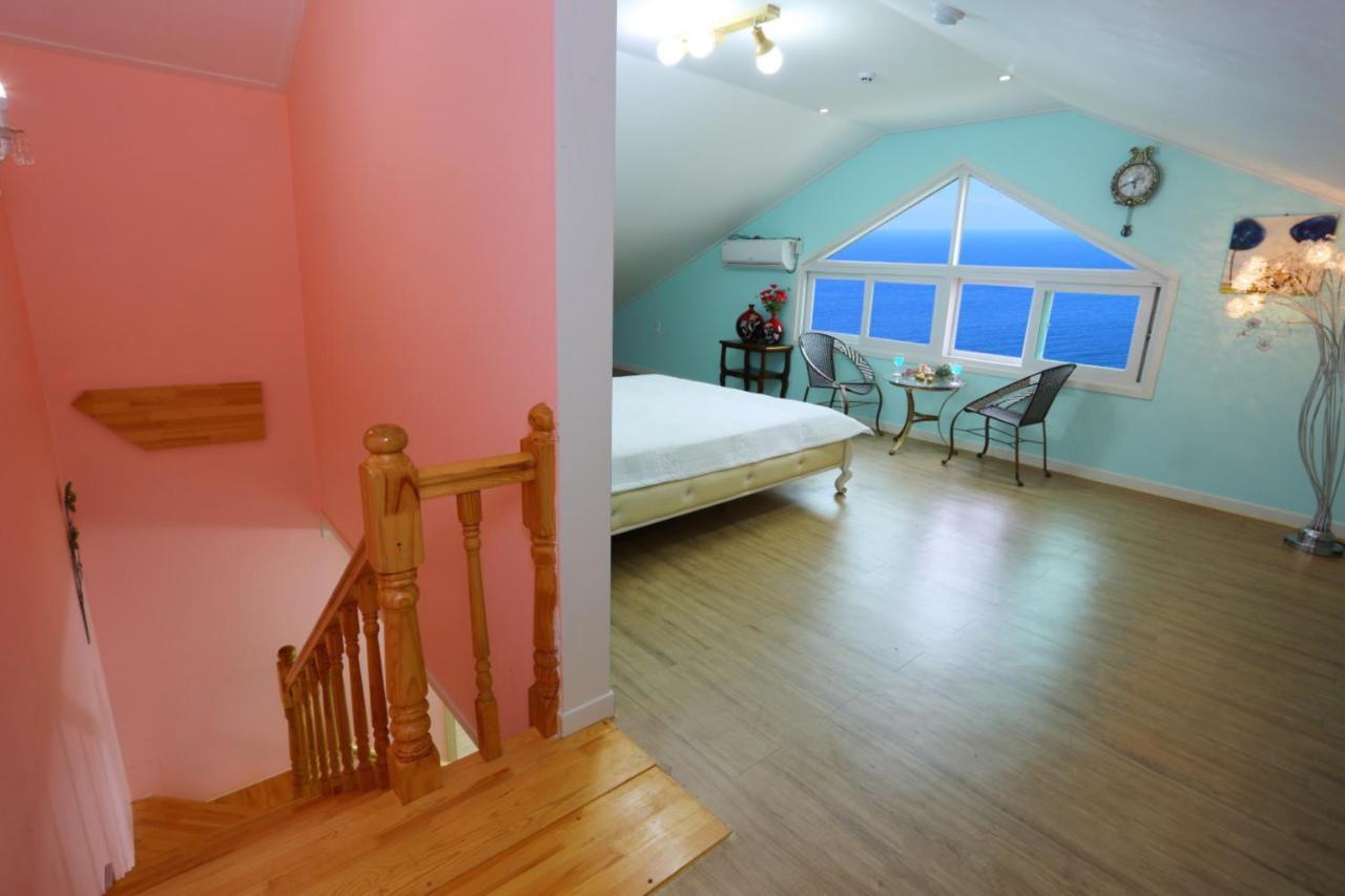Montmartre Villa Намхе Екстериор снимка